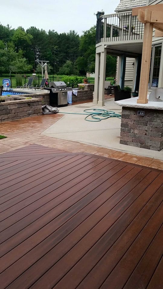 wood deck installed by green hills contracting